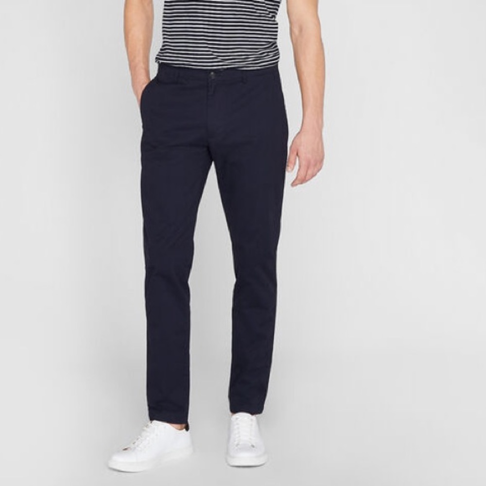 Club Monaco | Connor Chino | Navy Blue